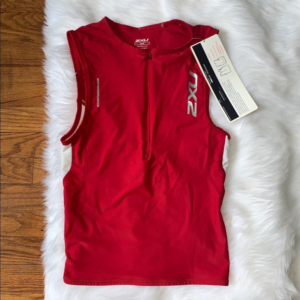 2XU Cycling top